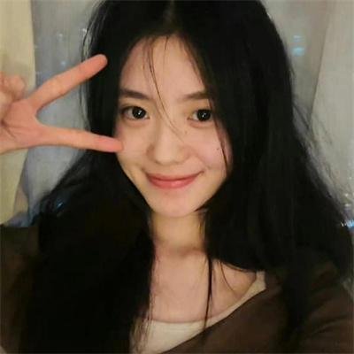 三小一家人